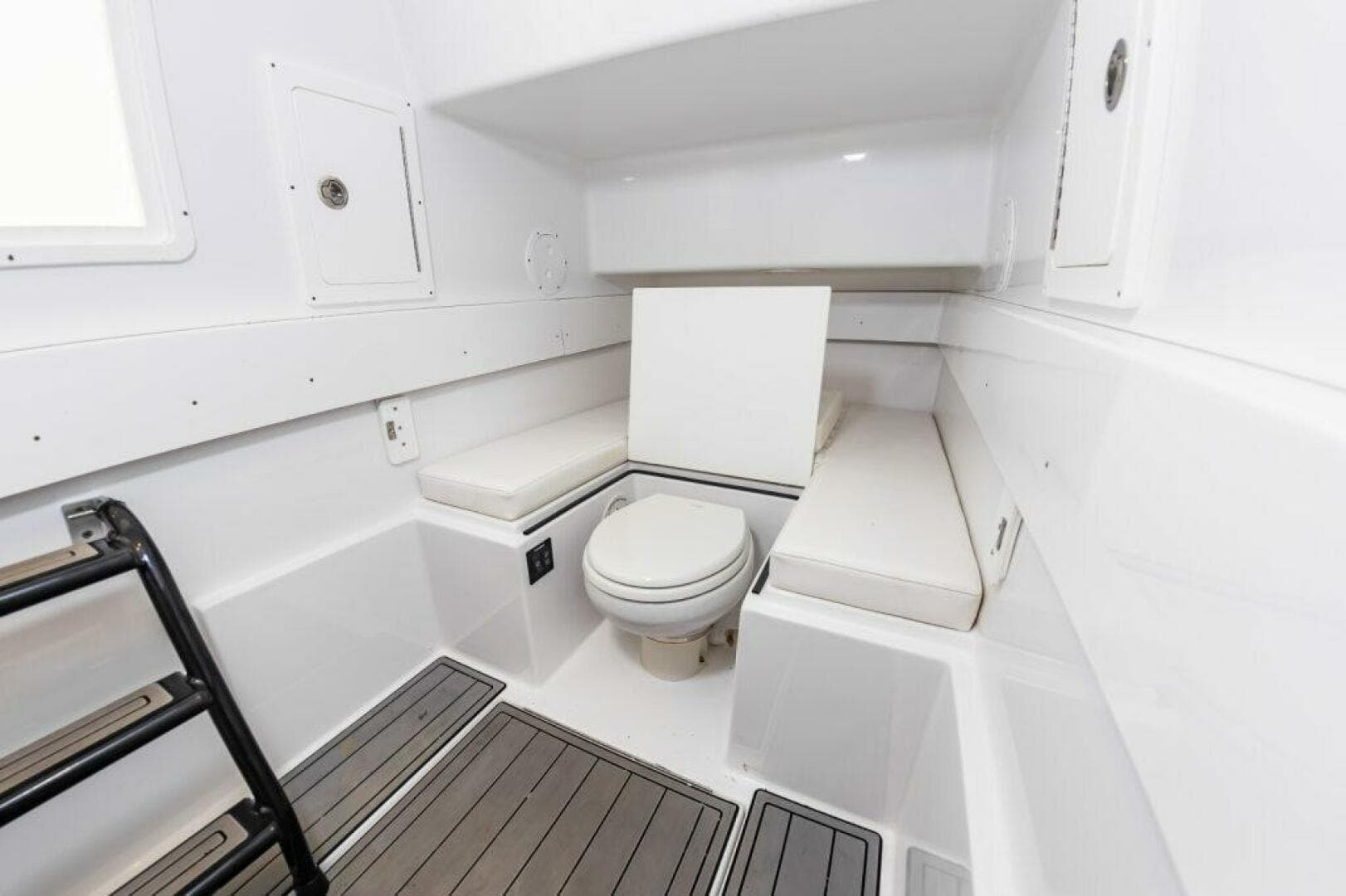 71d2ae71 6523 44b5 Aa23 290439e76a8f