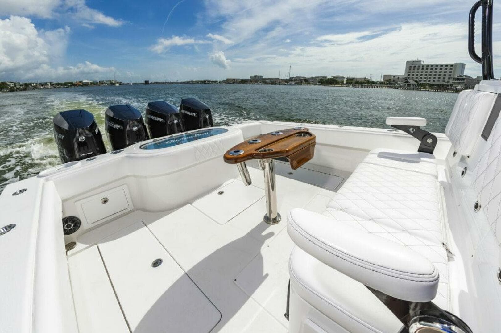 C1686cc8 192a 4cf2 A2de Bee3122da826