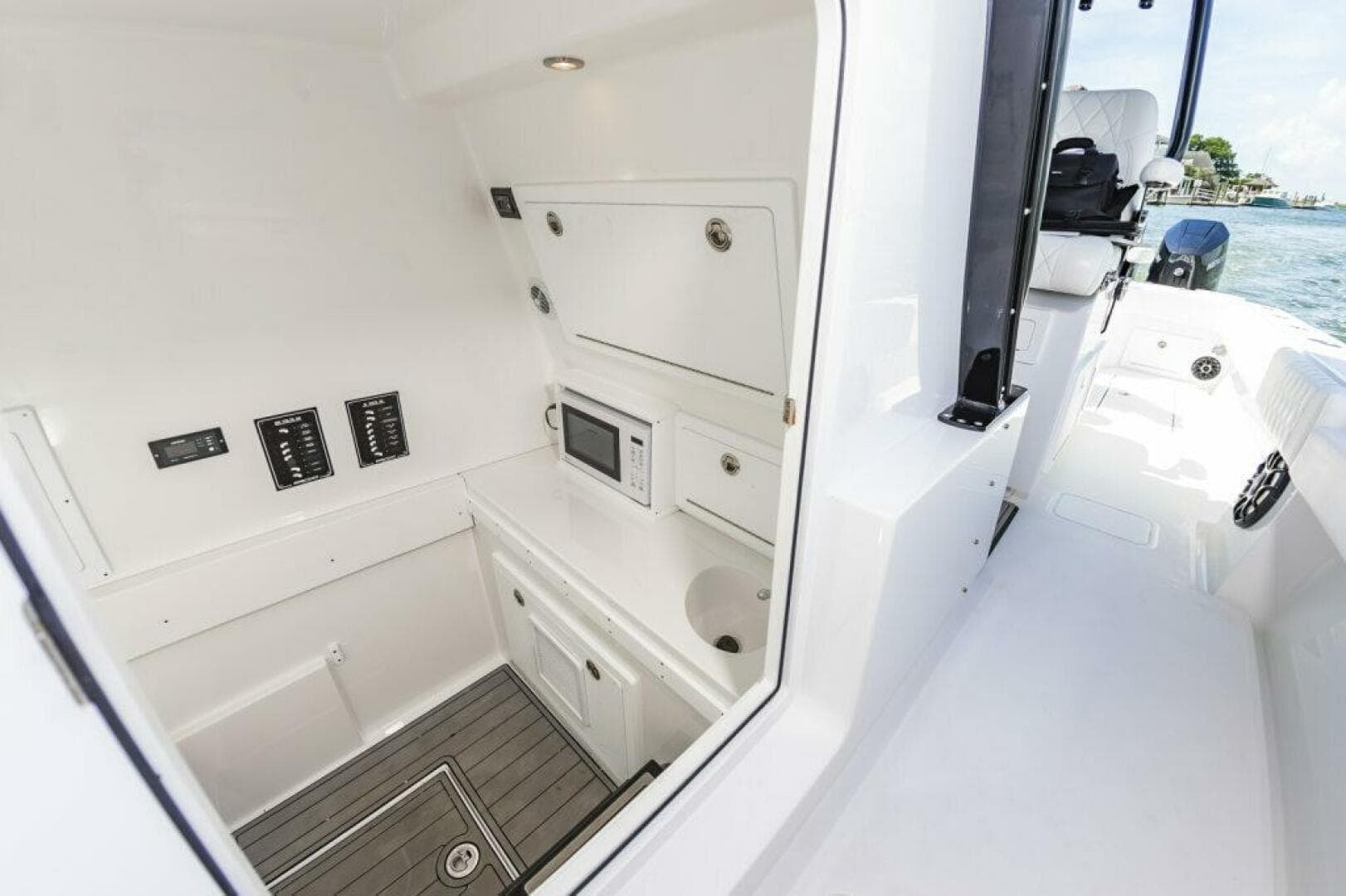 4ddb8ada 96df 437e 8f12 4d32c8bcc55e