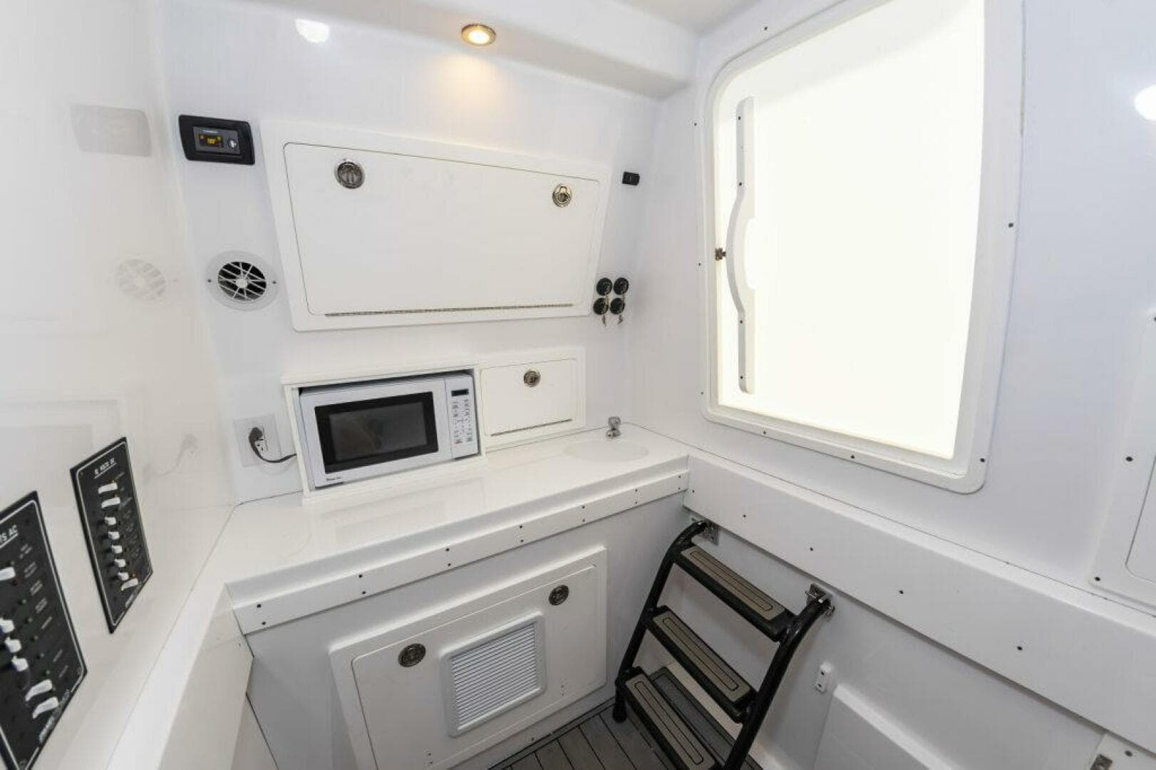 531ecf33 0b4e 463e 818f 620240e200cb