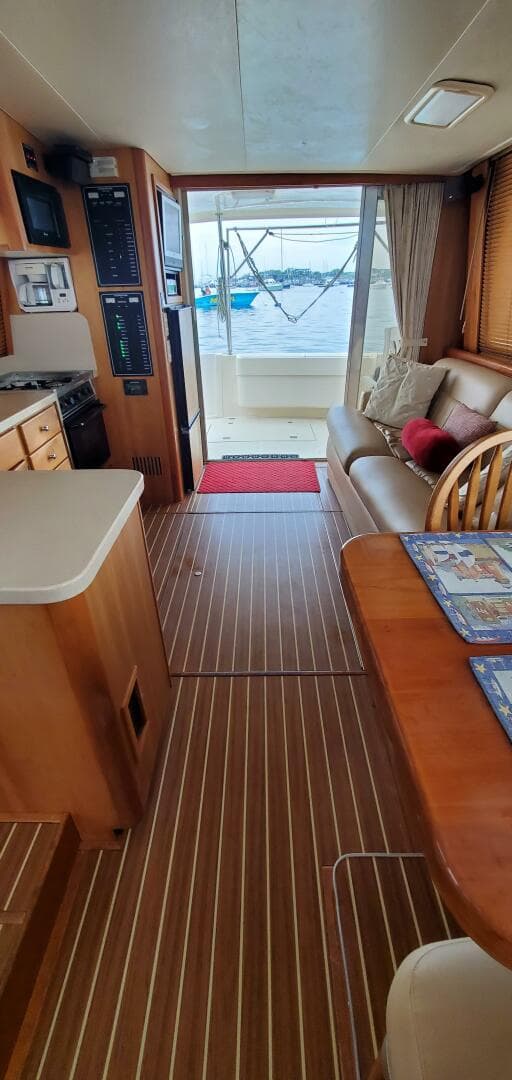 2004 Mainship 400 Trawler