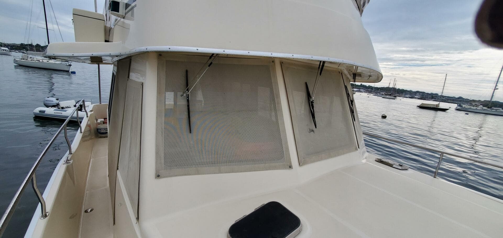 2004 Mainship 400 Trawler