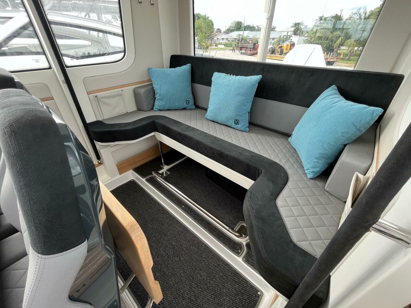 Nimbus Commuter 9 Command Deck