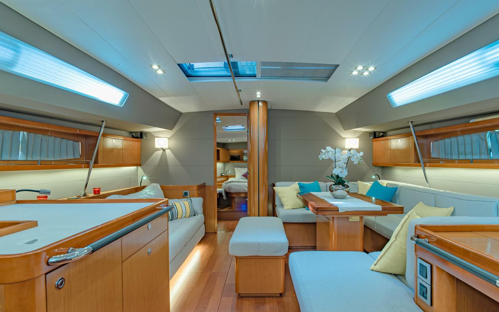 2017 Beneteau Oceanis 60