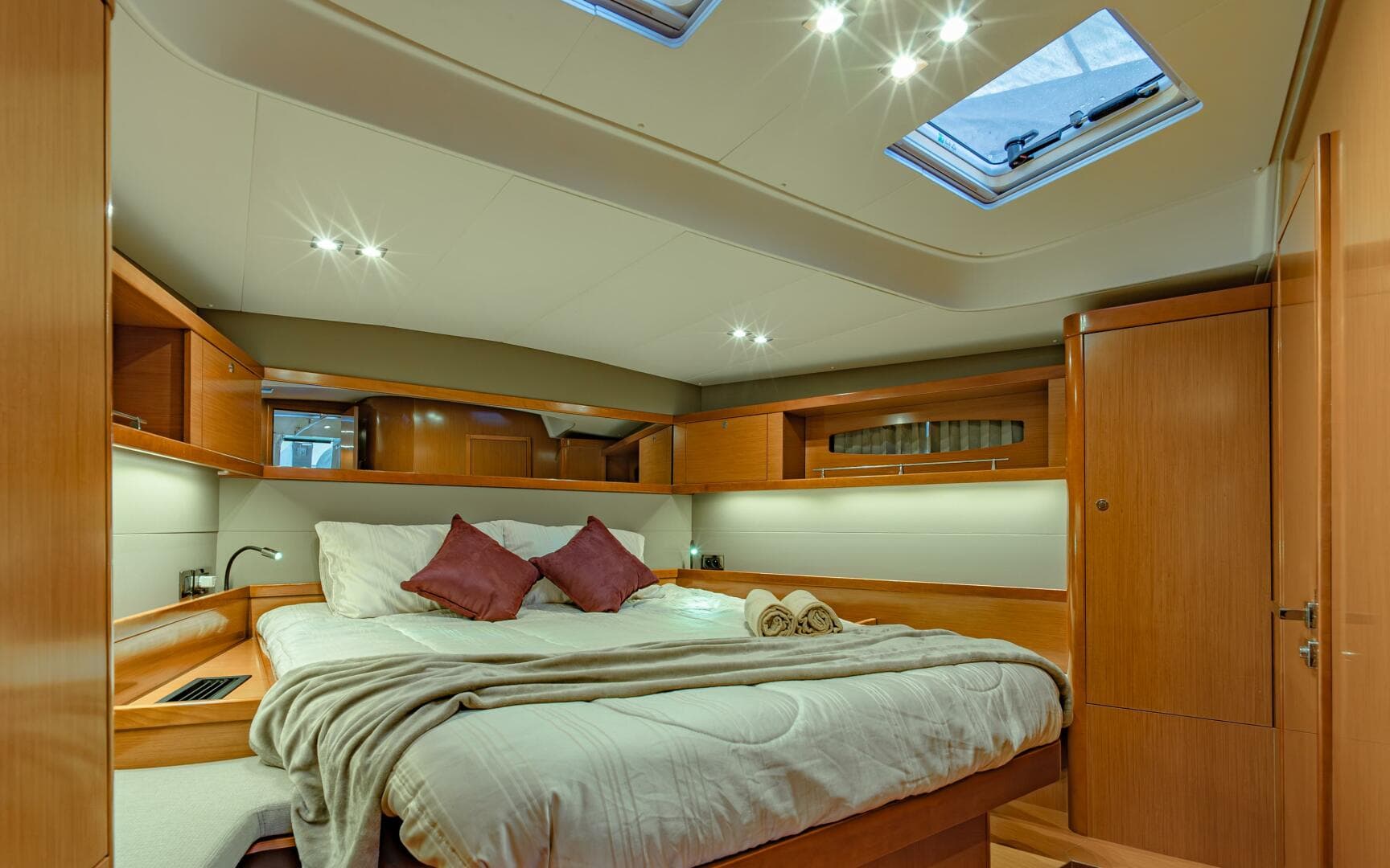 2017 Beneteau Oceanis 60