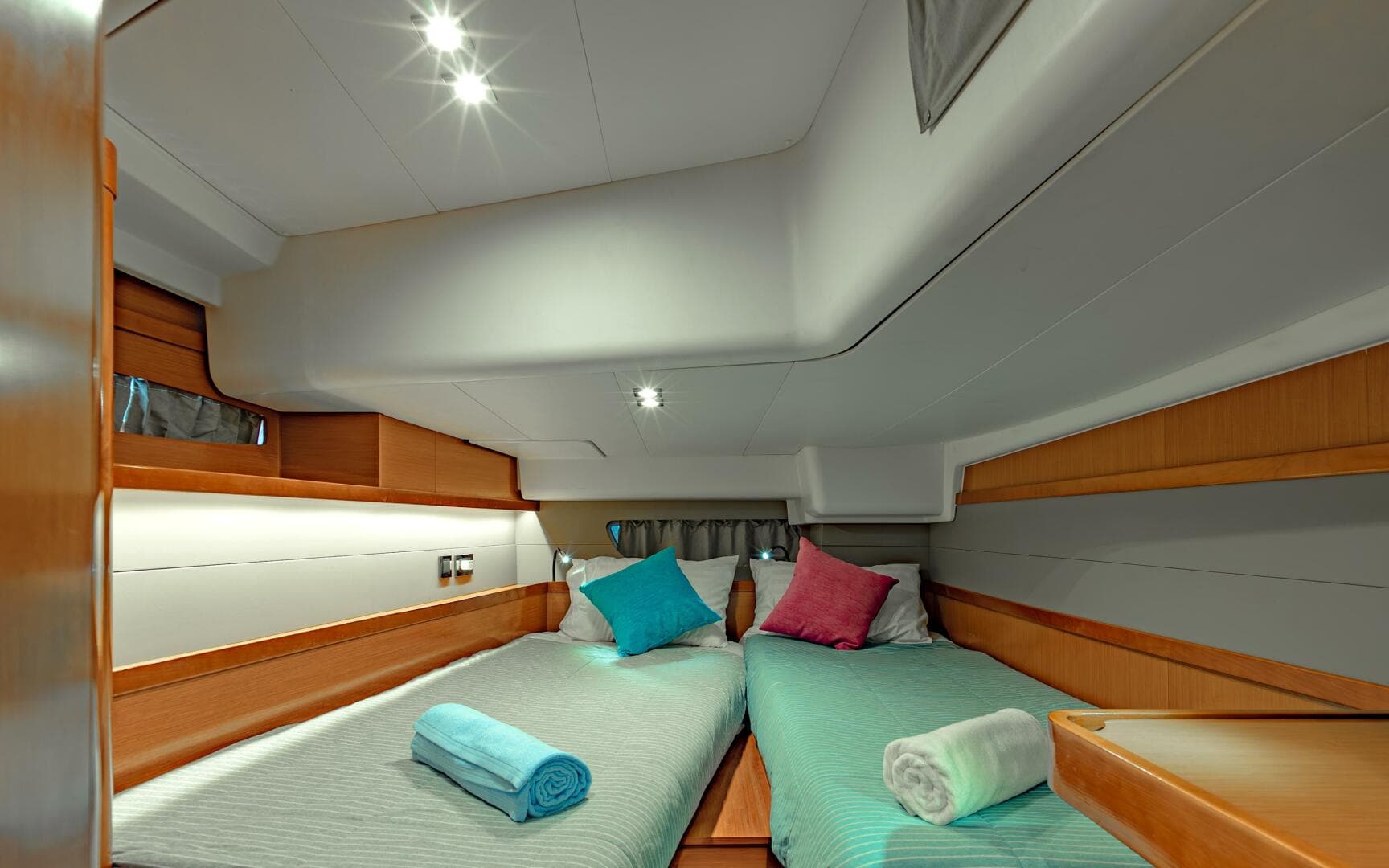 2017 Beneteau Oceanis 60