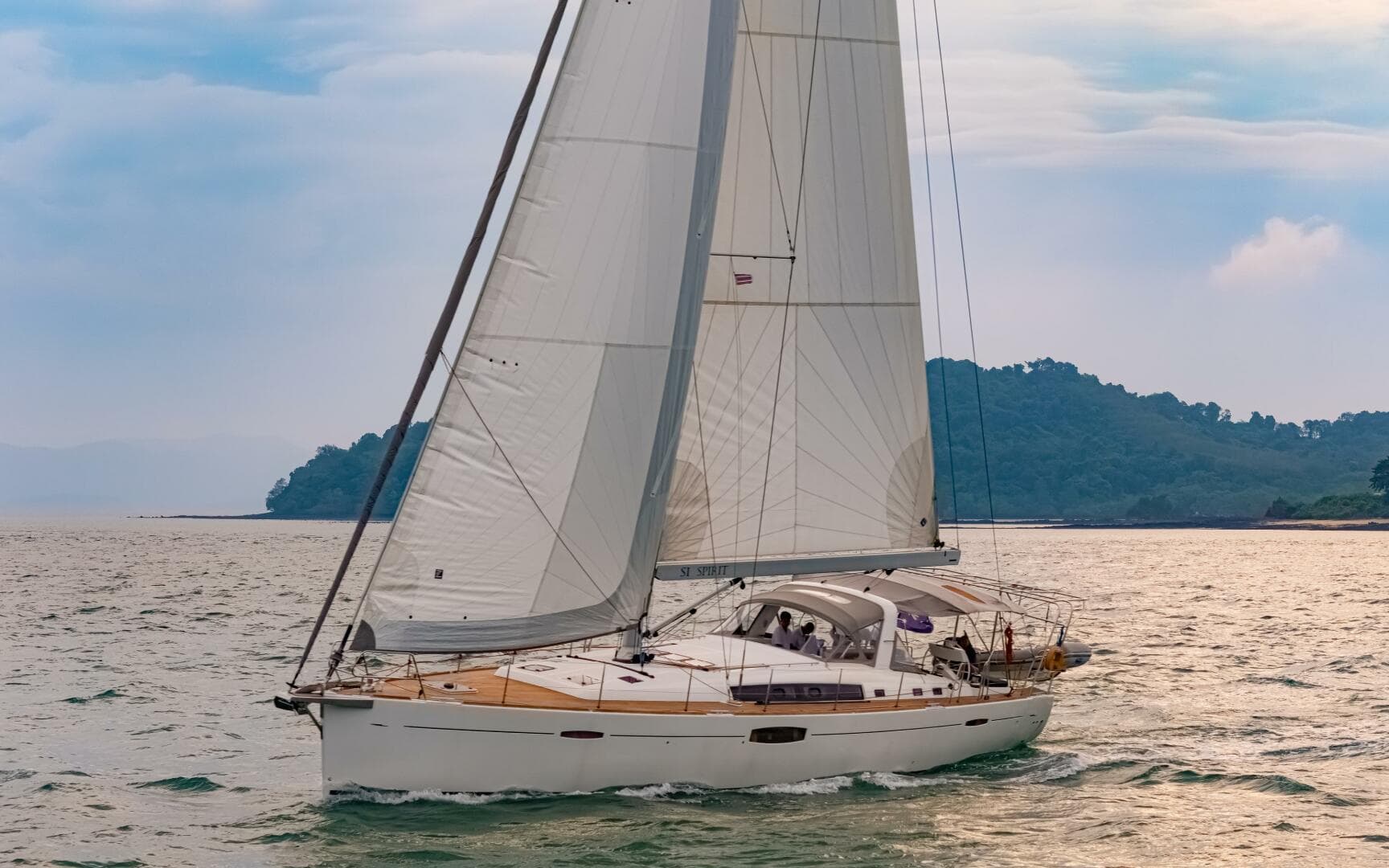 2017 Beneteau Oceanis 60