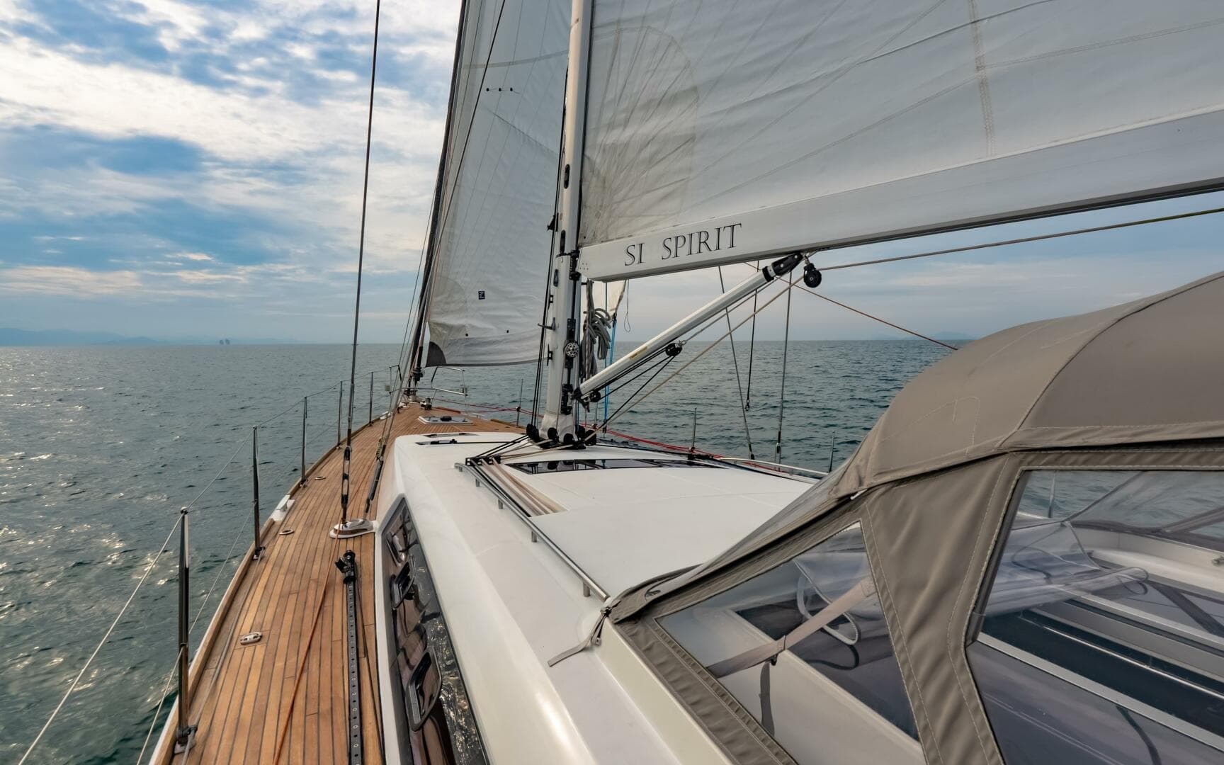 2017 Beneteau Oceanis 60