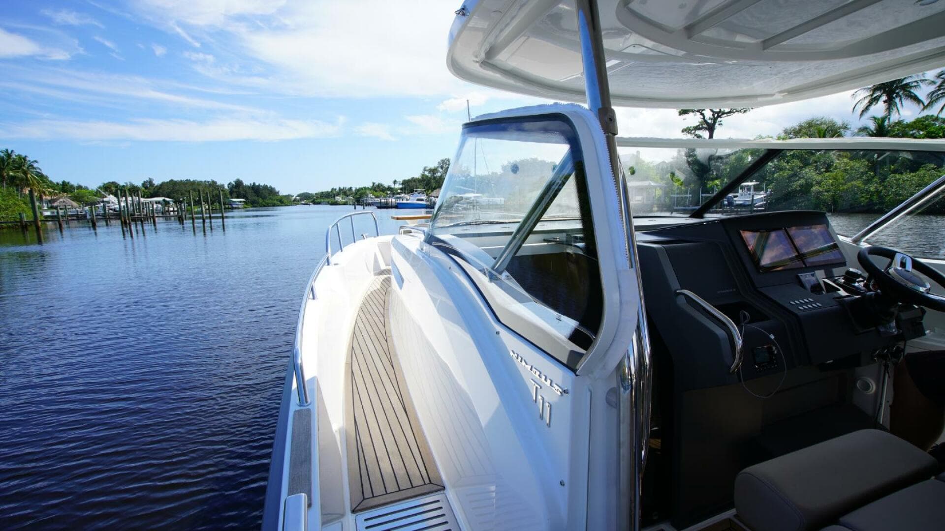 2025 Nimbus Tender 11