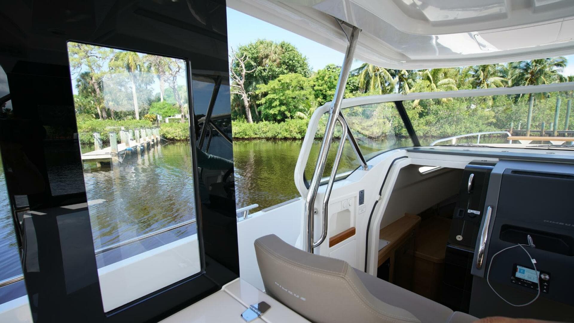 2025 Nimbus Tender 11