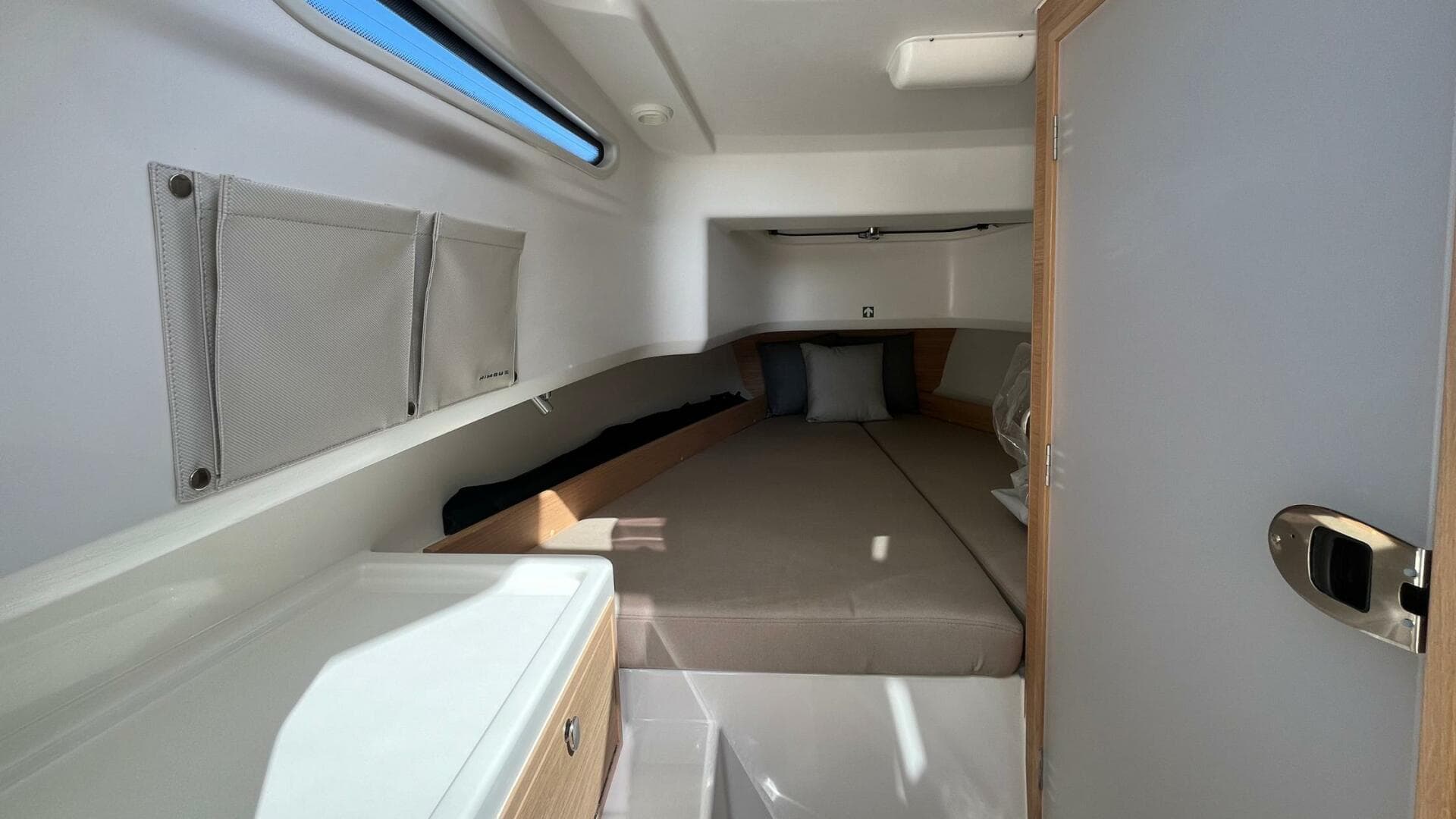 2024 Nimbus Tender 8