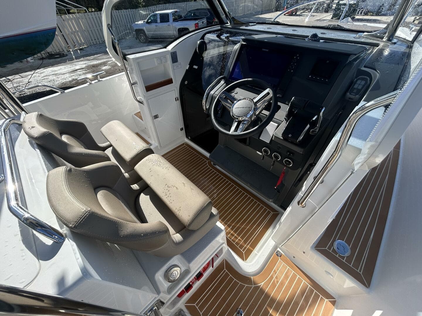 2024 Nimbus Tender 9