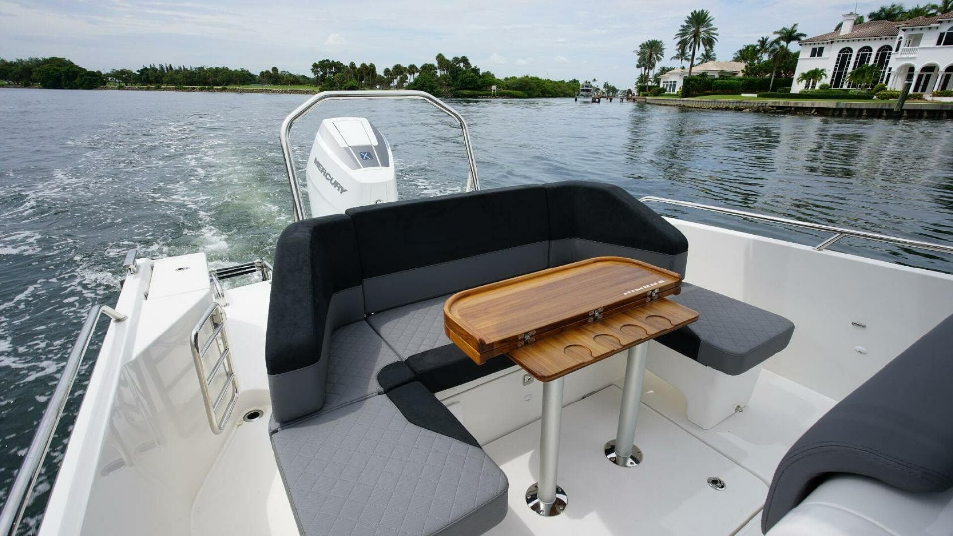 Nimbus Tender 9 Aft Deck