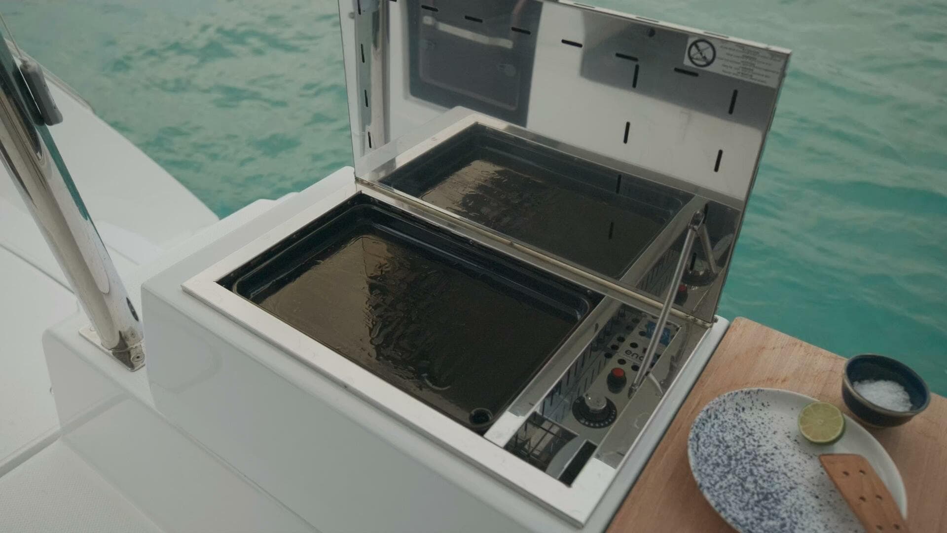 2023 Fountaine Pajot Aura 51 (Smart Electric)