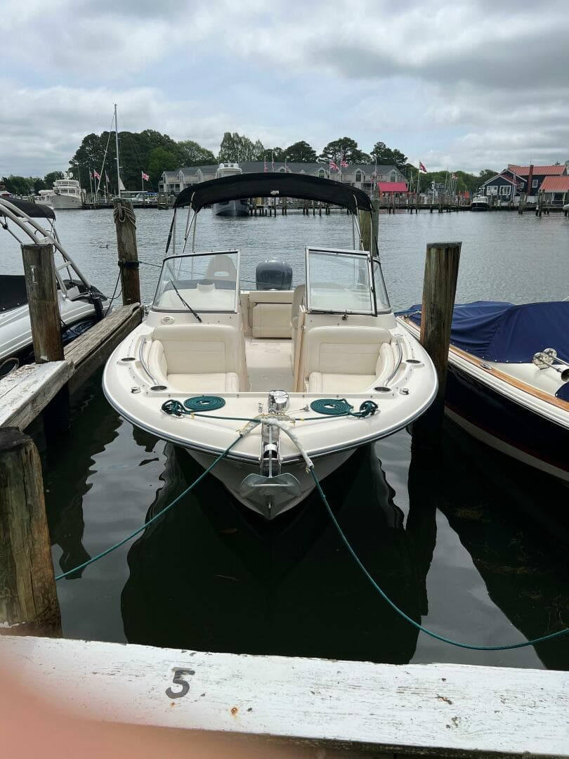 2019 Grady-White Freedom 255 DC