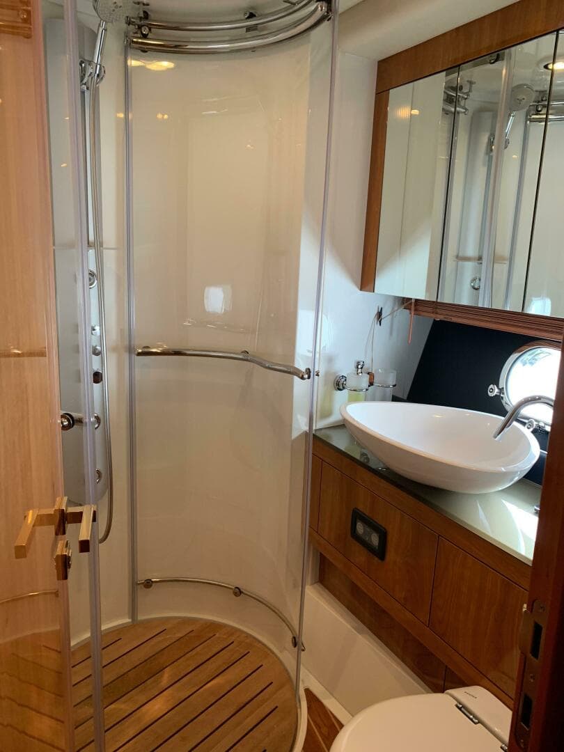 2010 Sunseeker 60 Manhattan