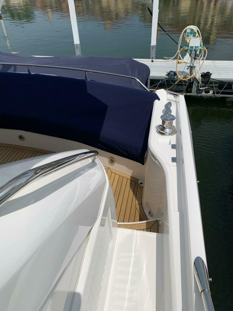 2010 Sunseeker 60 Manhattan