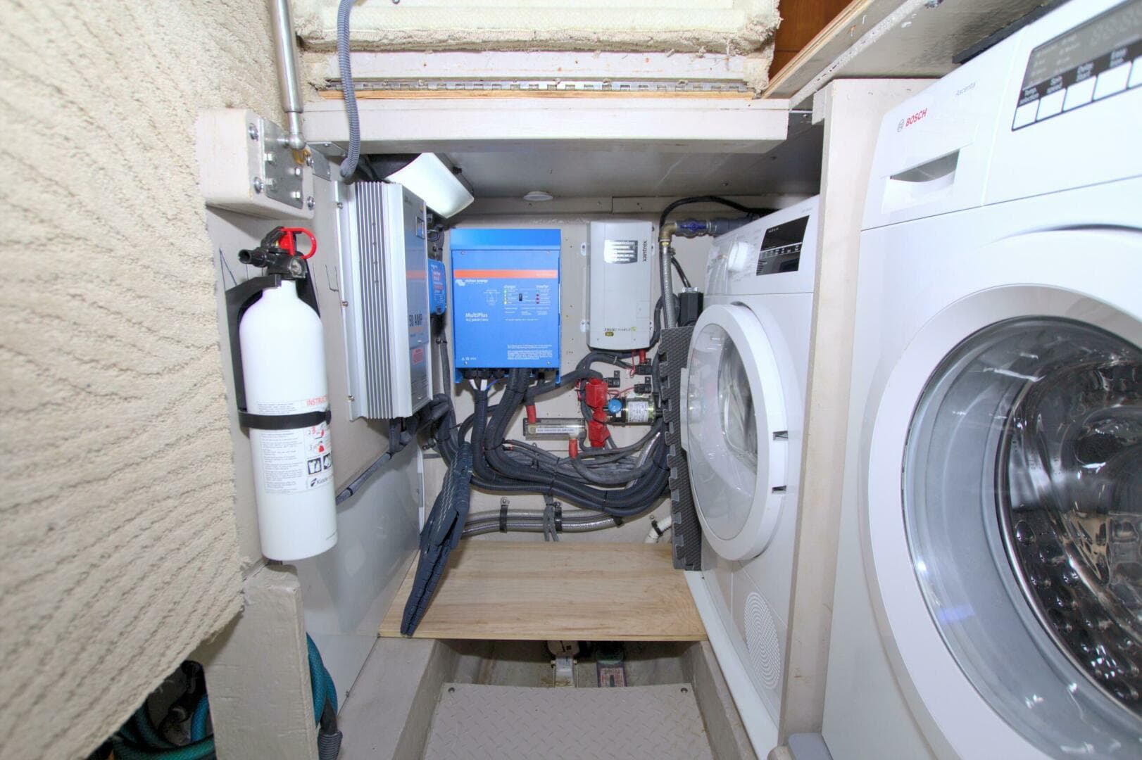 2003 Sea Ray 480 Motor Yacht