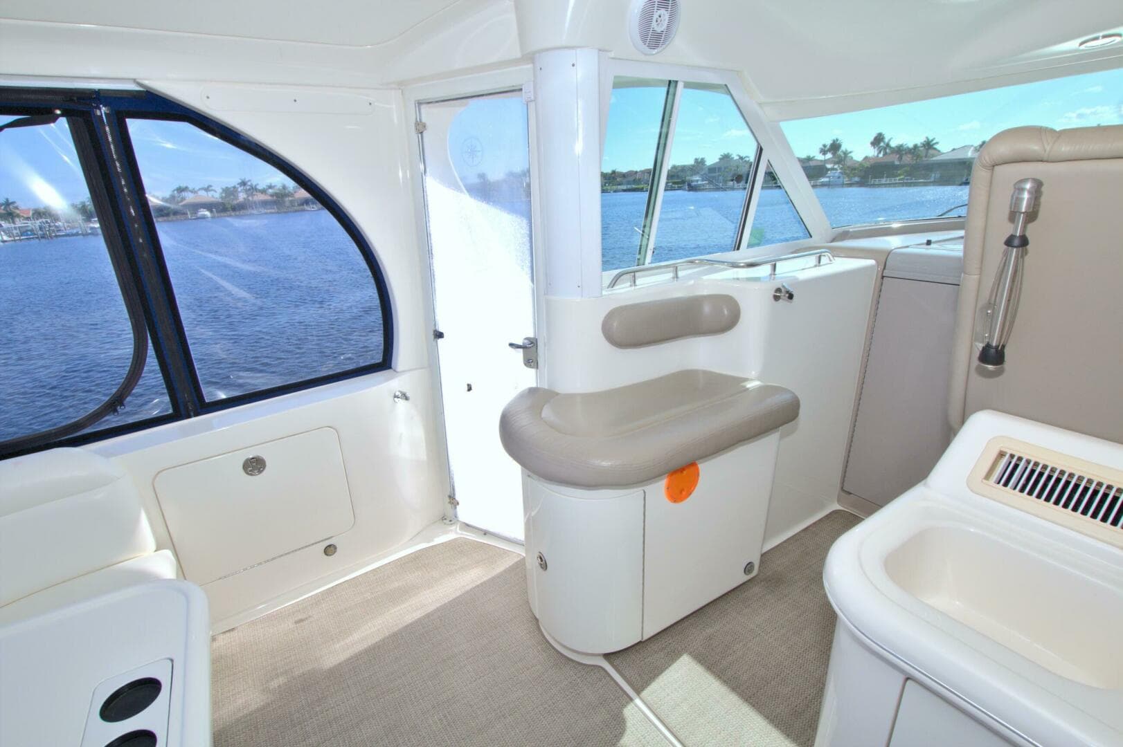 2003 Sea Ray 480 Motor Yacht