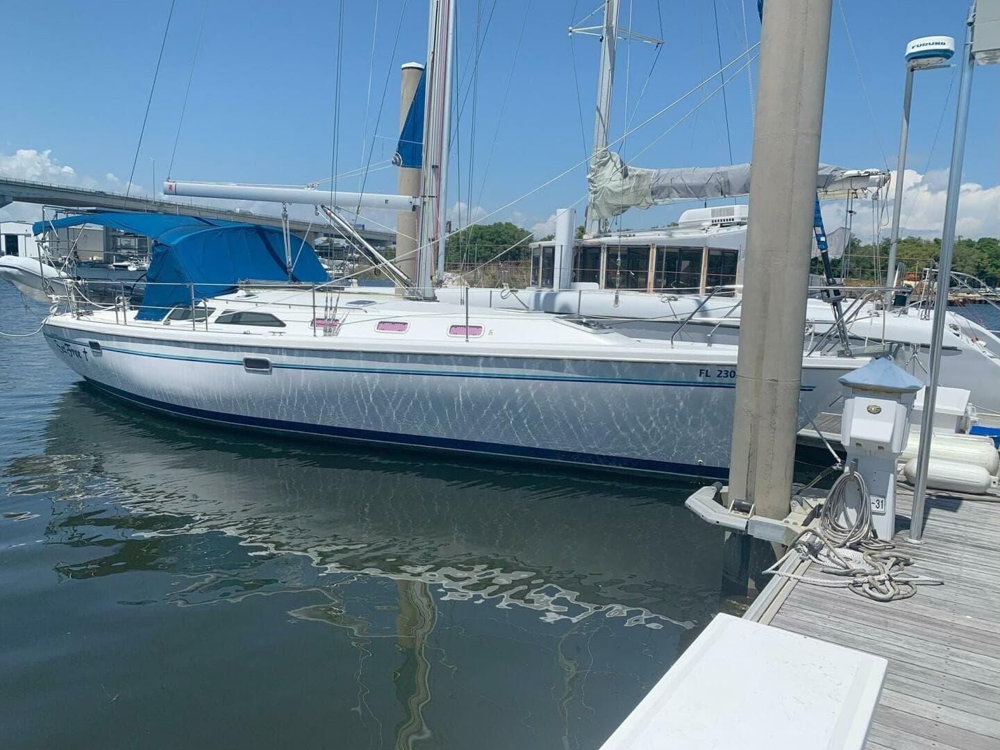 1995 Catalina 42 Mk II