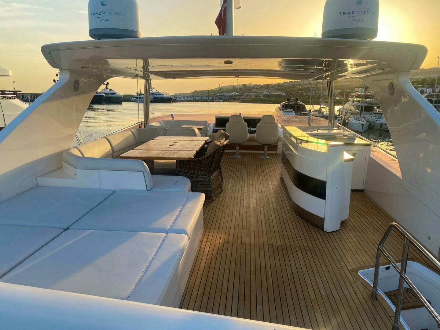 2011 Princess Yachts 