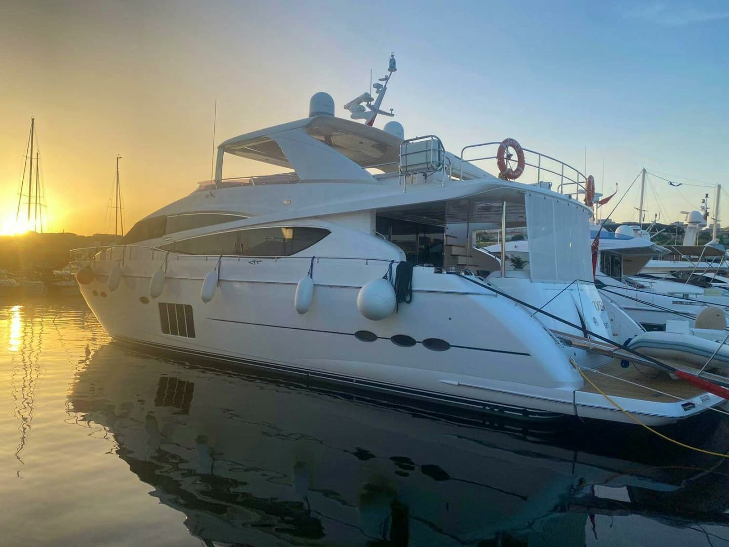 2011 Princess Yachts 