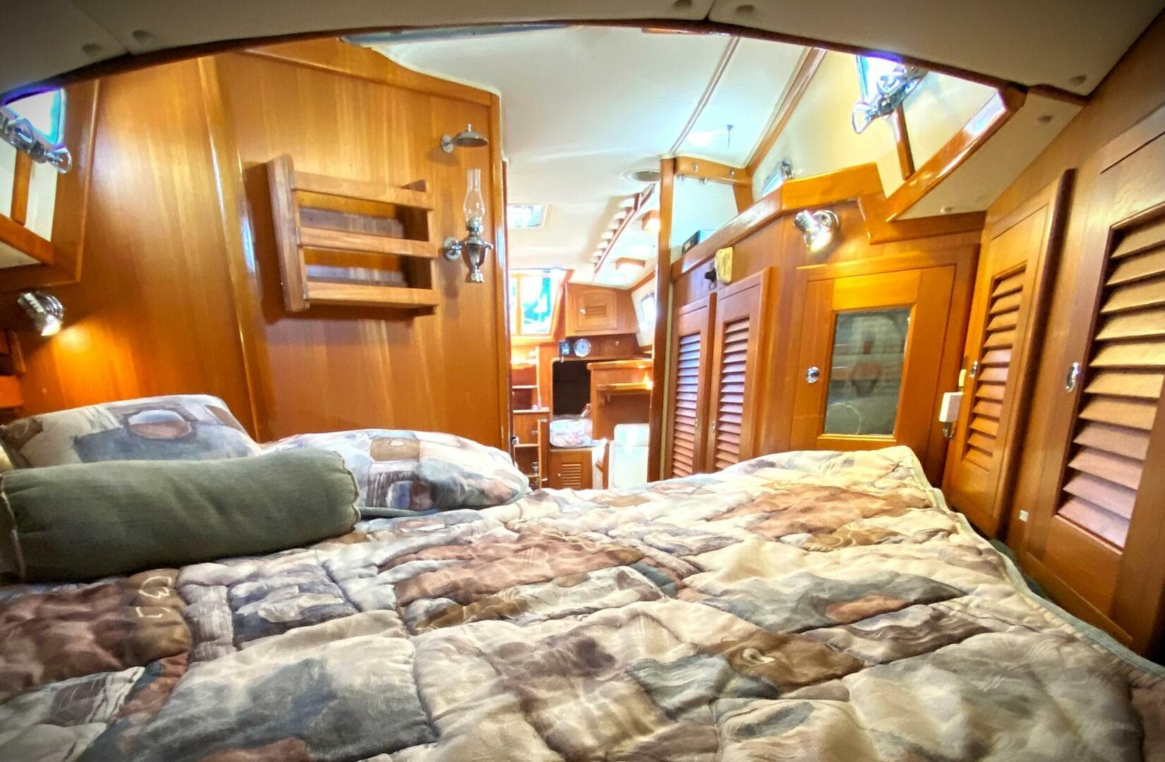 2000 Pacific Seacraft 37