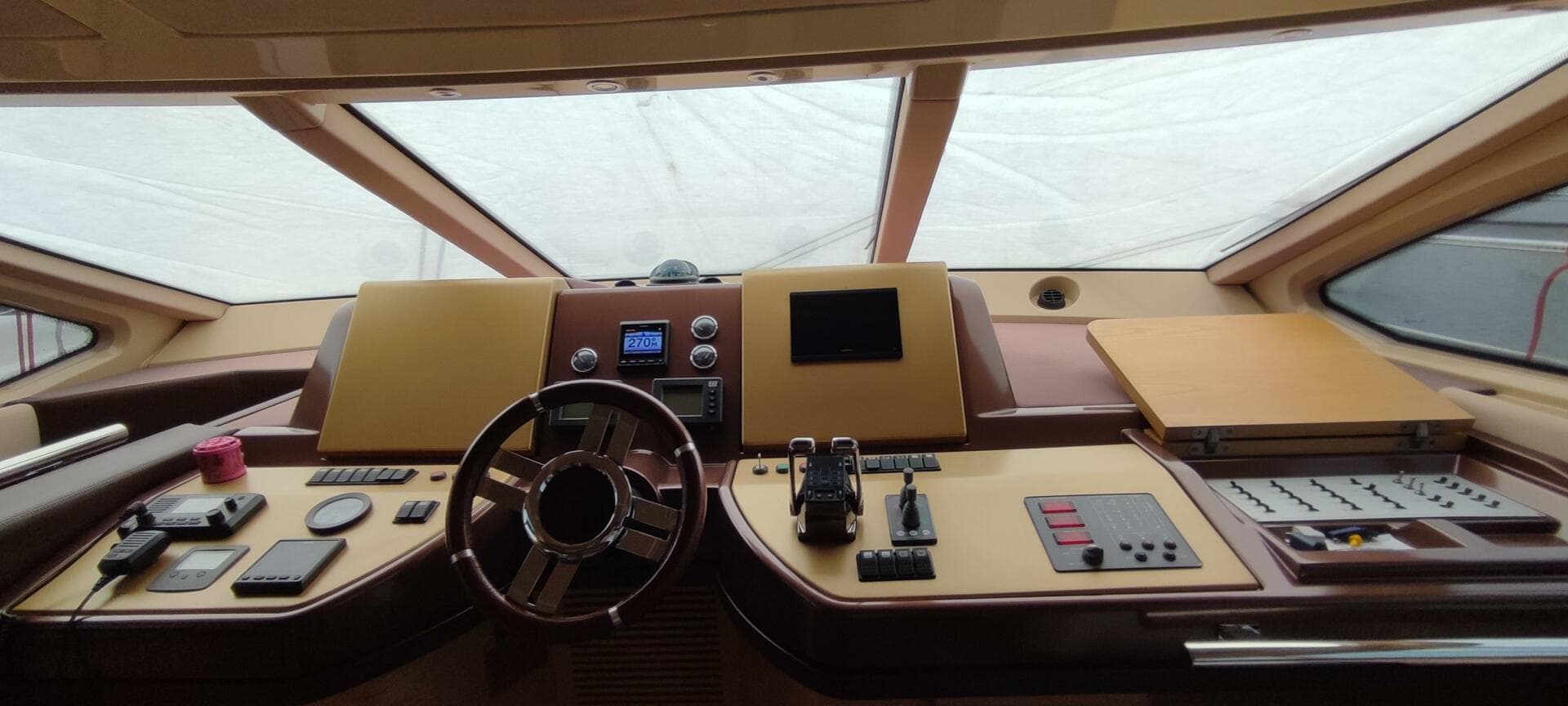 2011 Azimut 58 Fly