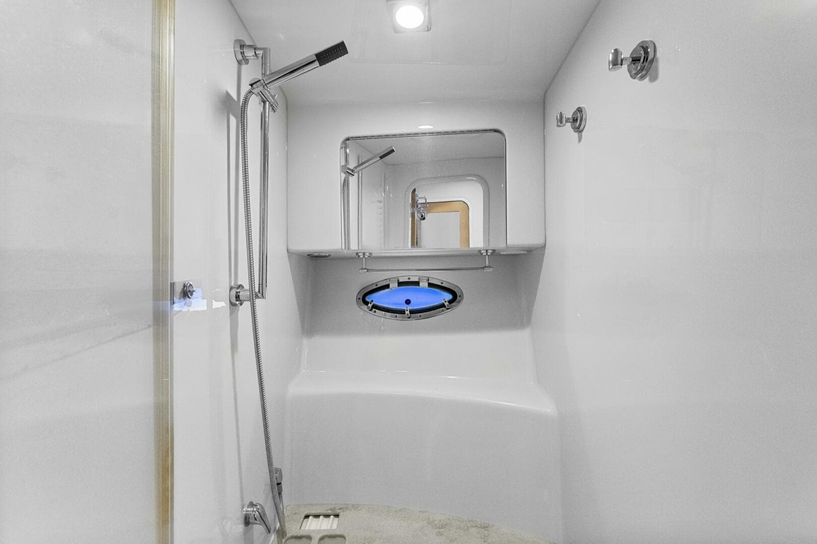 2016 Formula 45 Yacht