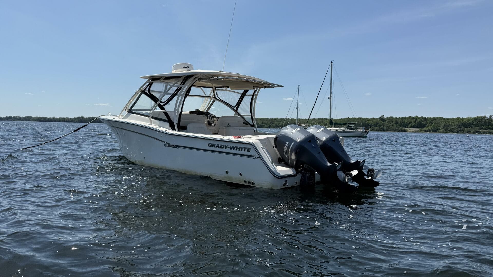 2016 Grady-White 307 Freedom