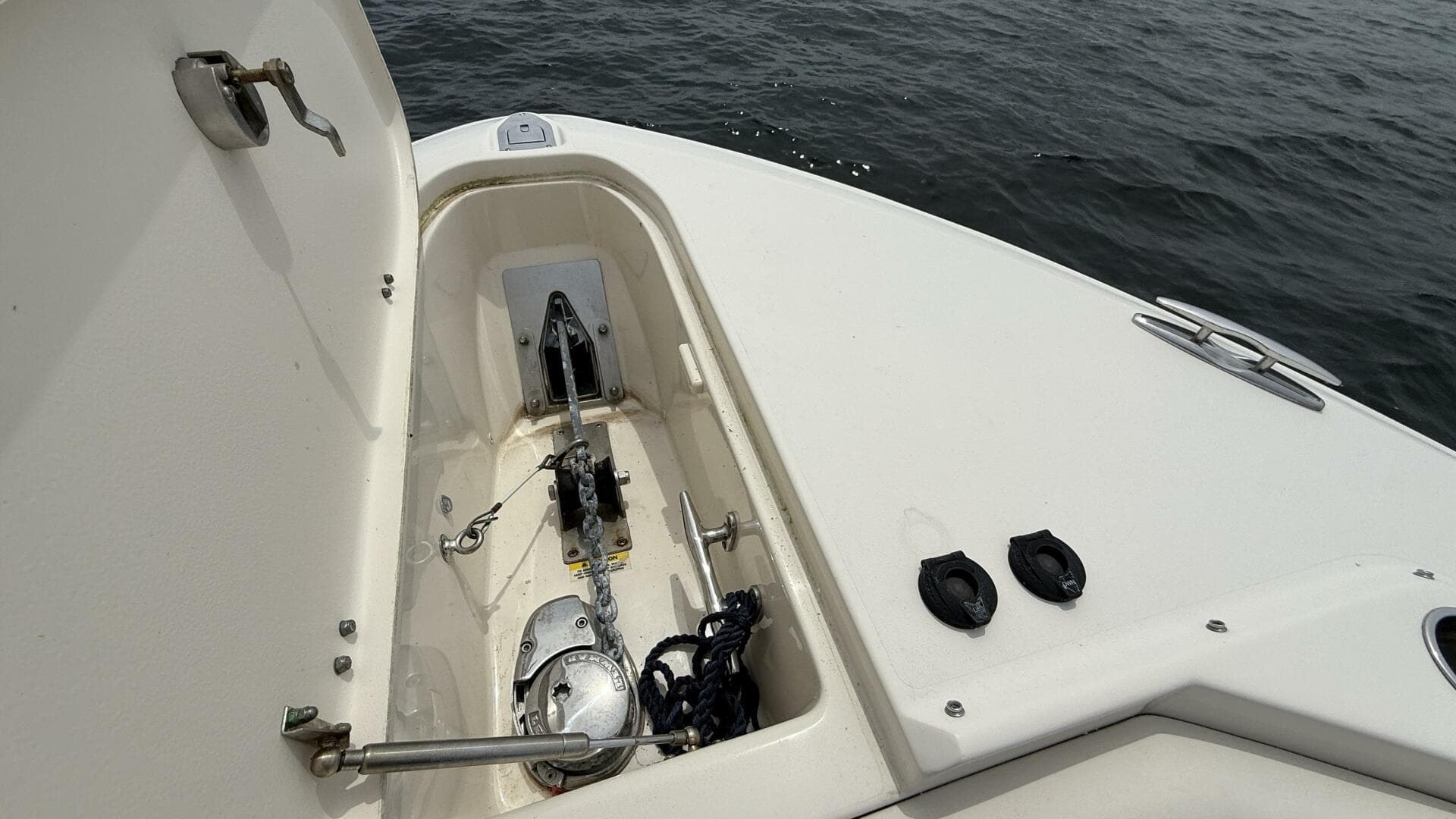 2016 Grady-White 307 Freedom