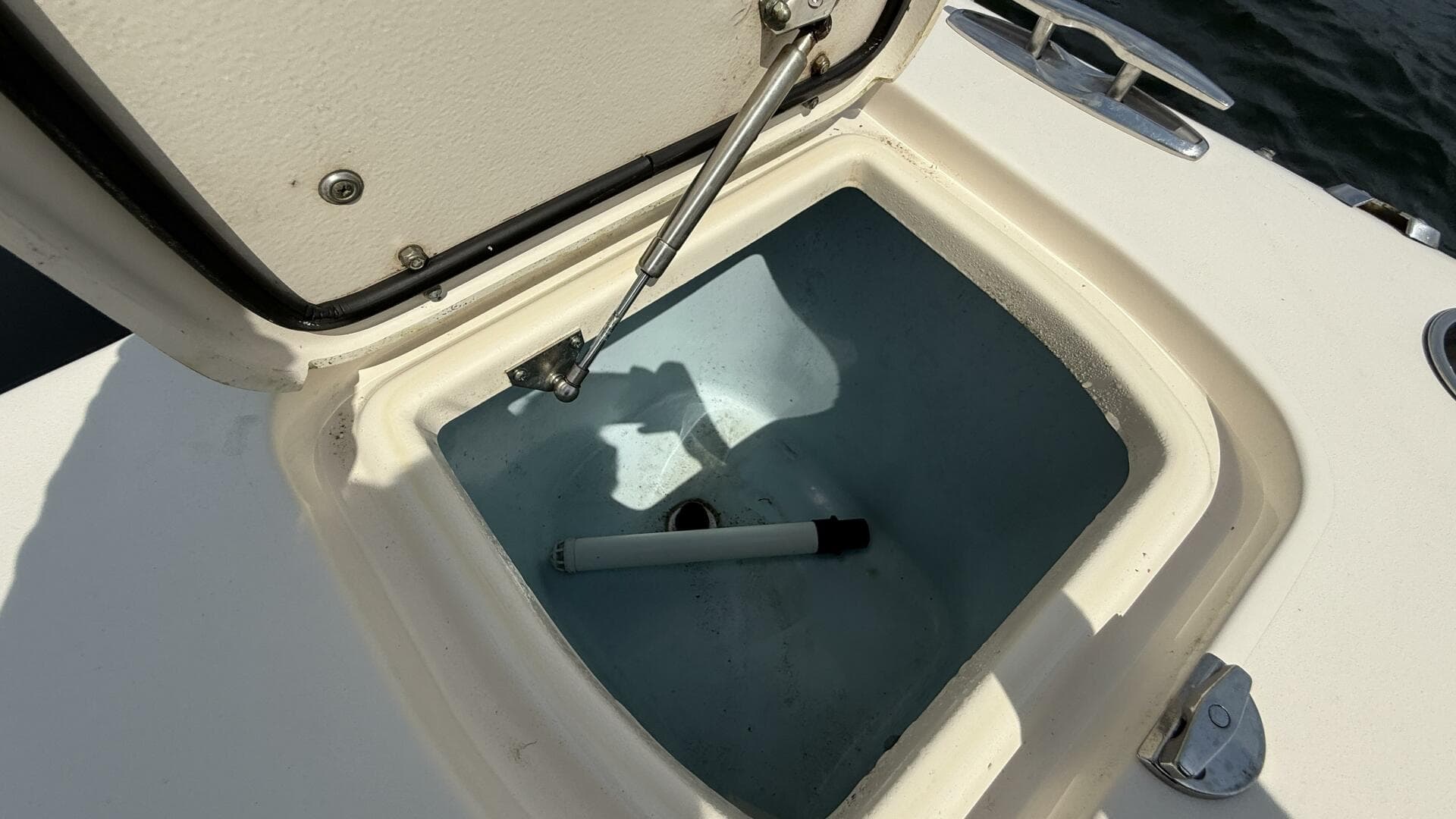 2016 Grady-White 307 Freedom