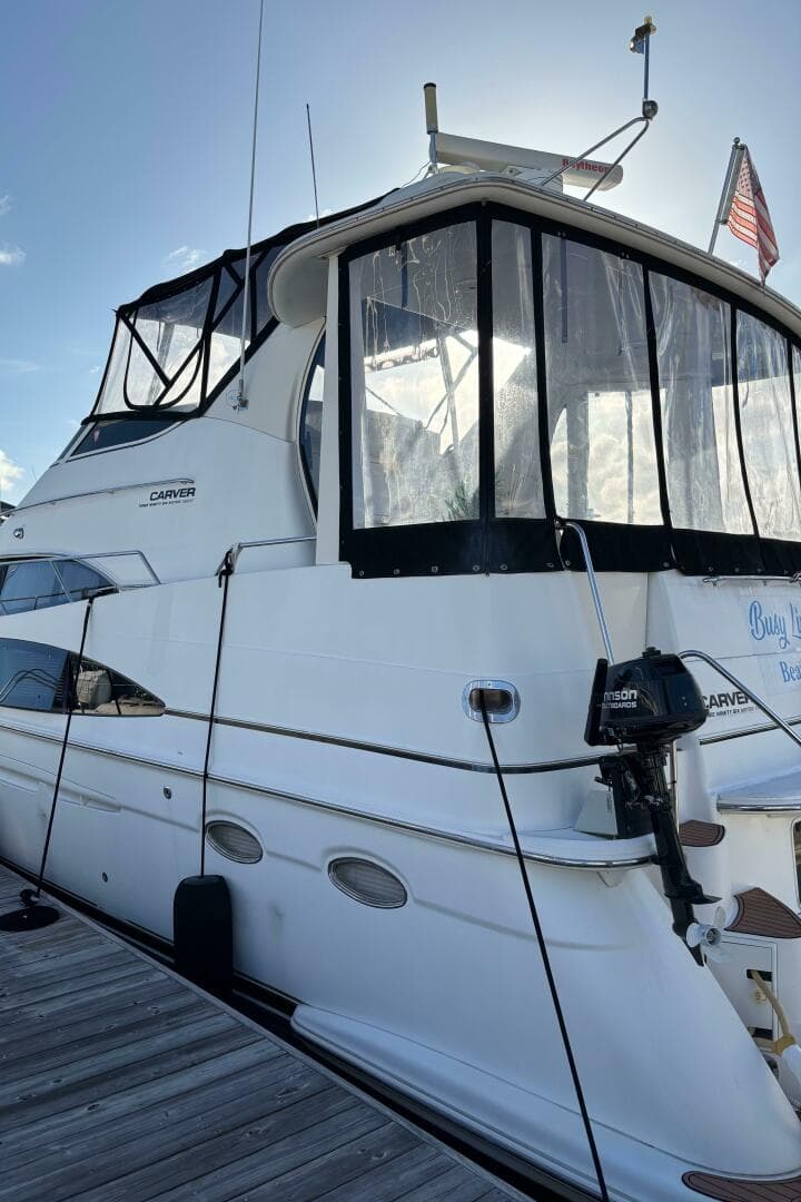 2001 Carver 396 Aft Cabin MY