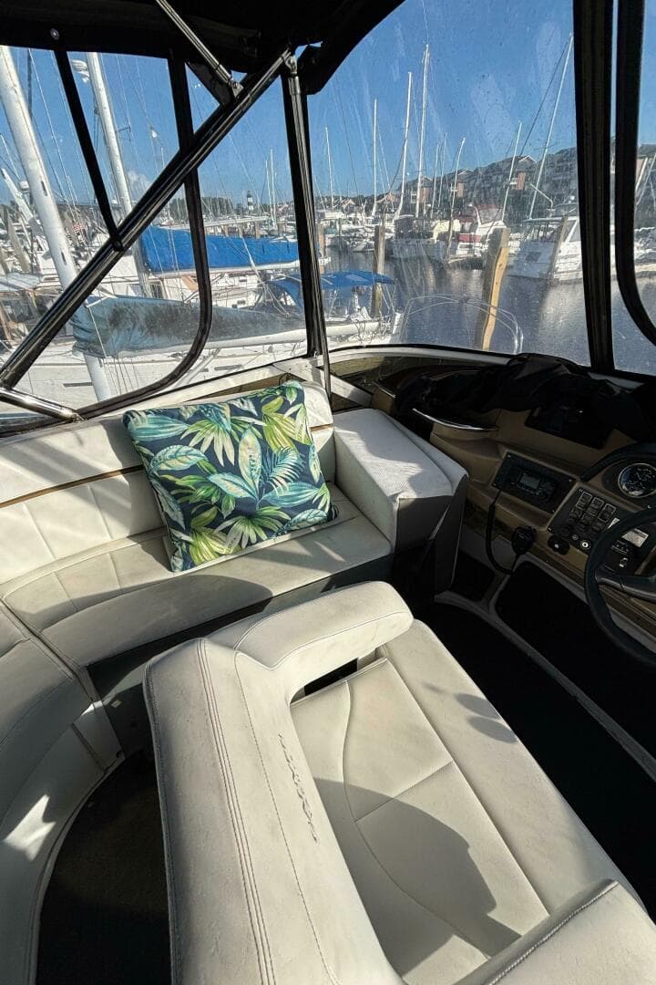 2001 Carver 396 Aft Cabin MY