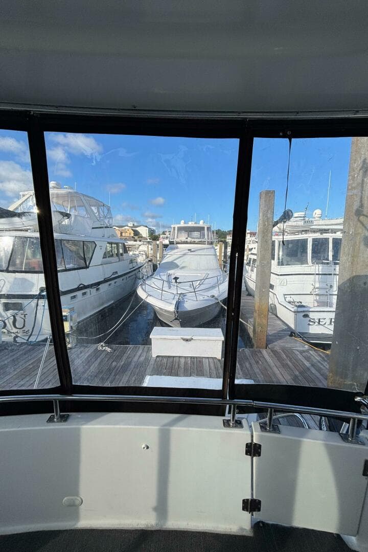 2001 Carver 396 Aft Cabin MY