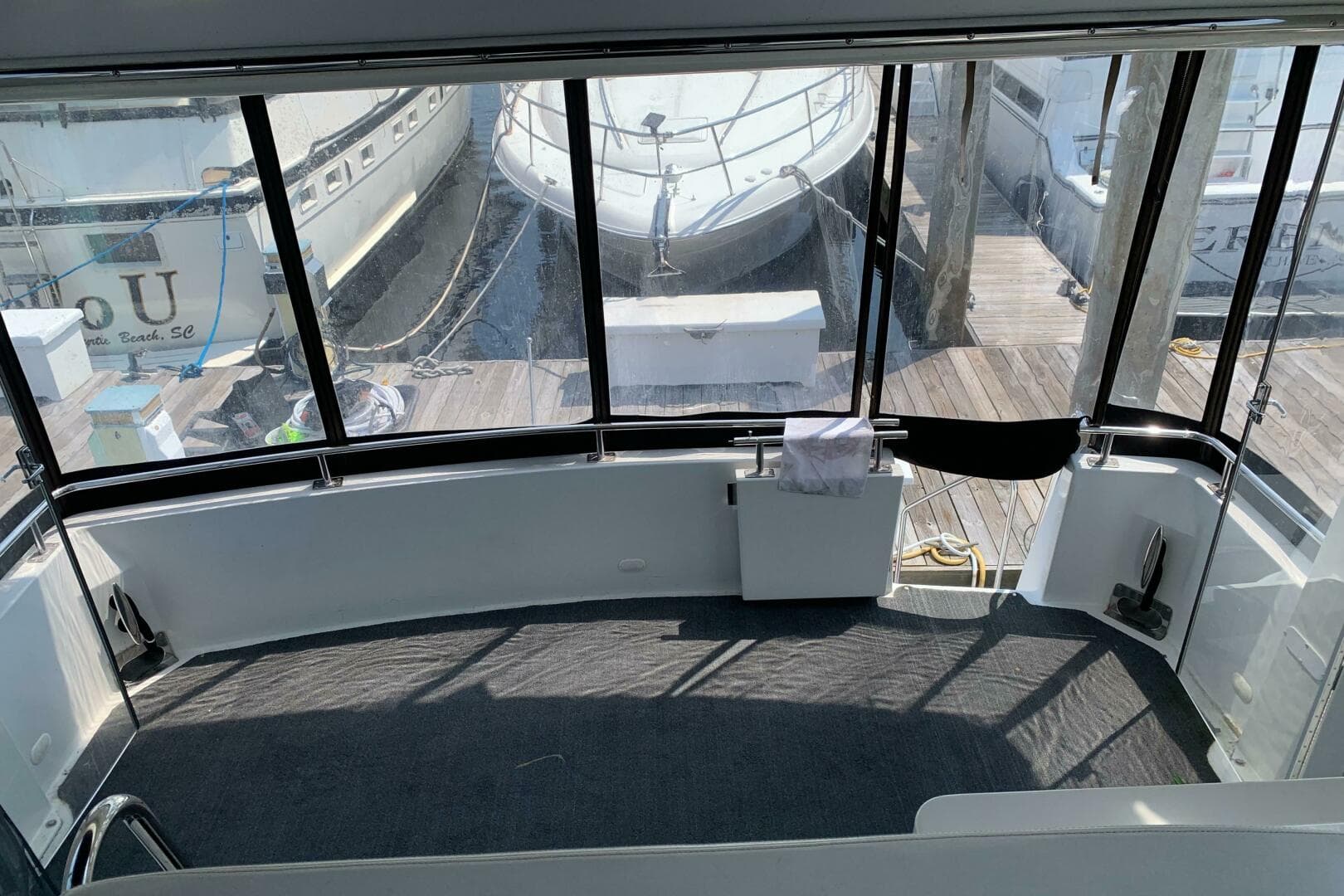 2001 Carver 396 Aft Cabin MY