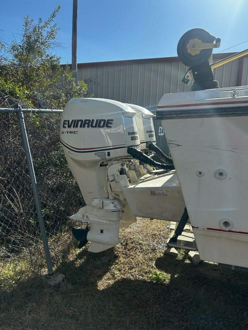 1989 Pro-Line 239 Ultra SE