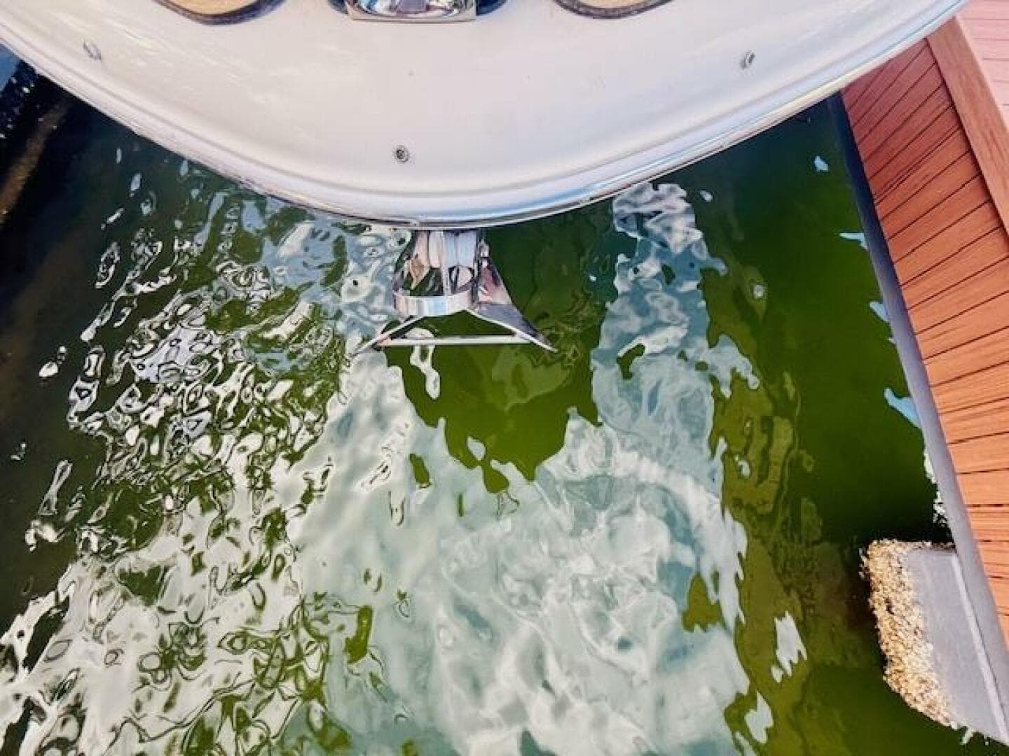 2015 Chris-Craft Launch 32