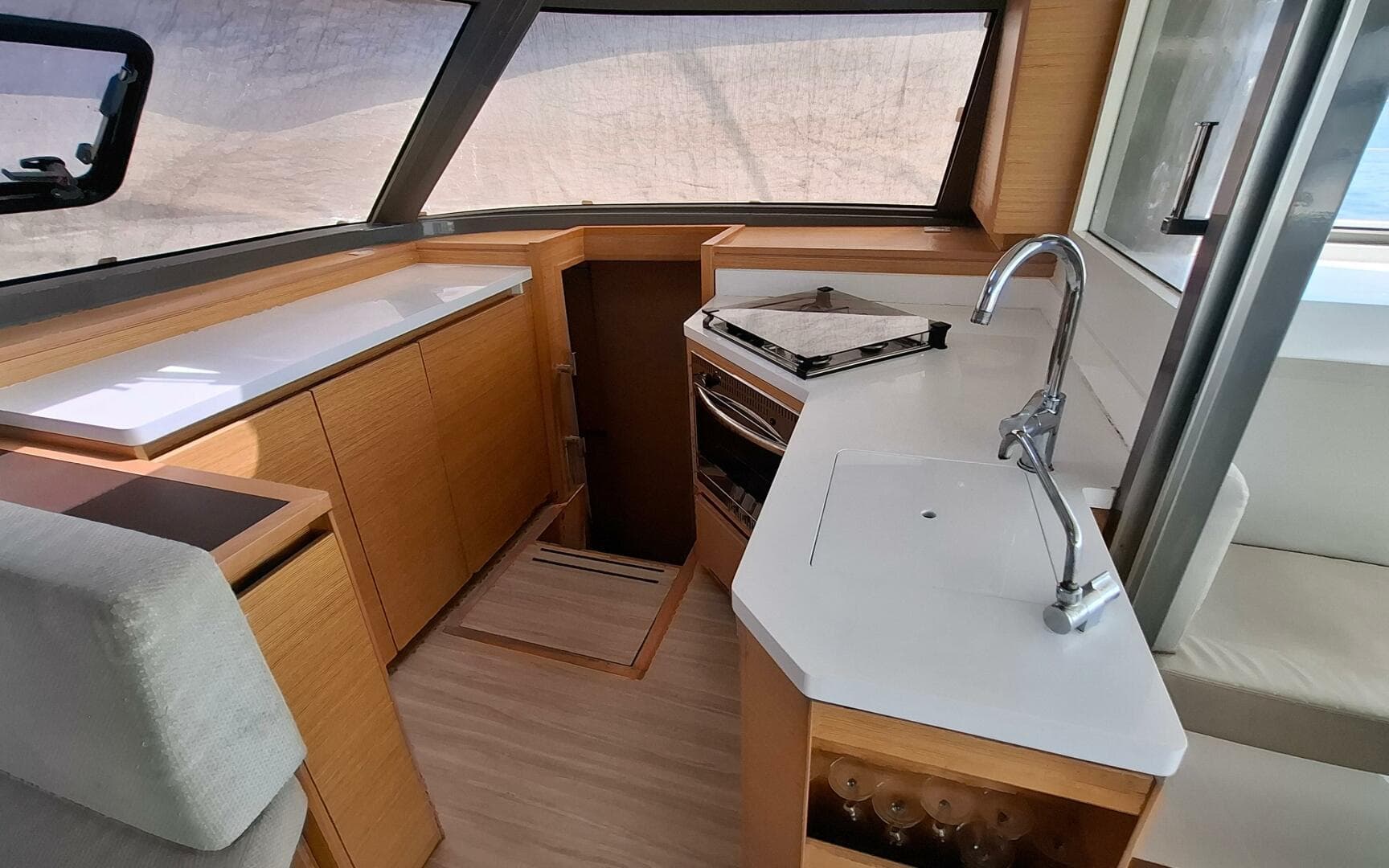 2019 Nautitech 40 Open