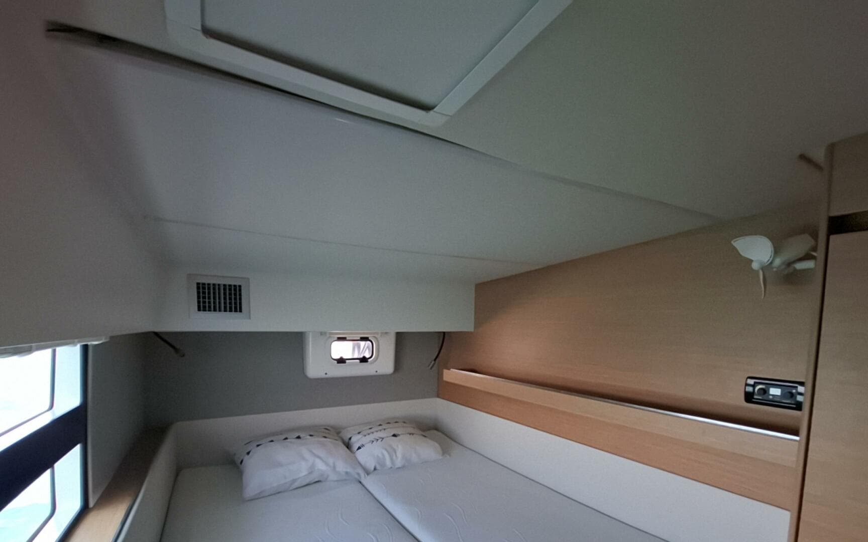 2019 Nautitech 40 Open