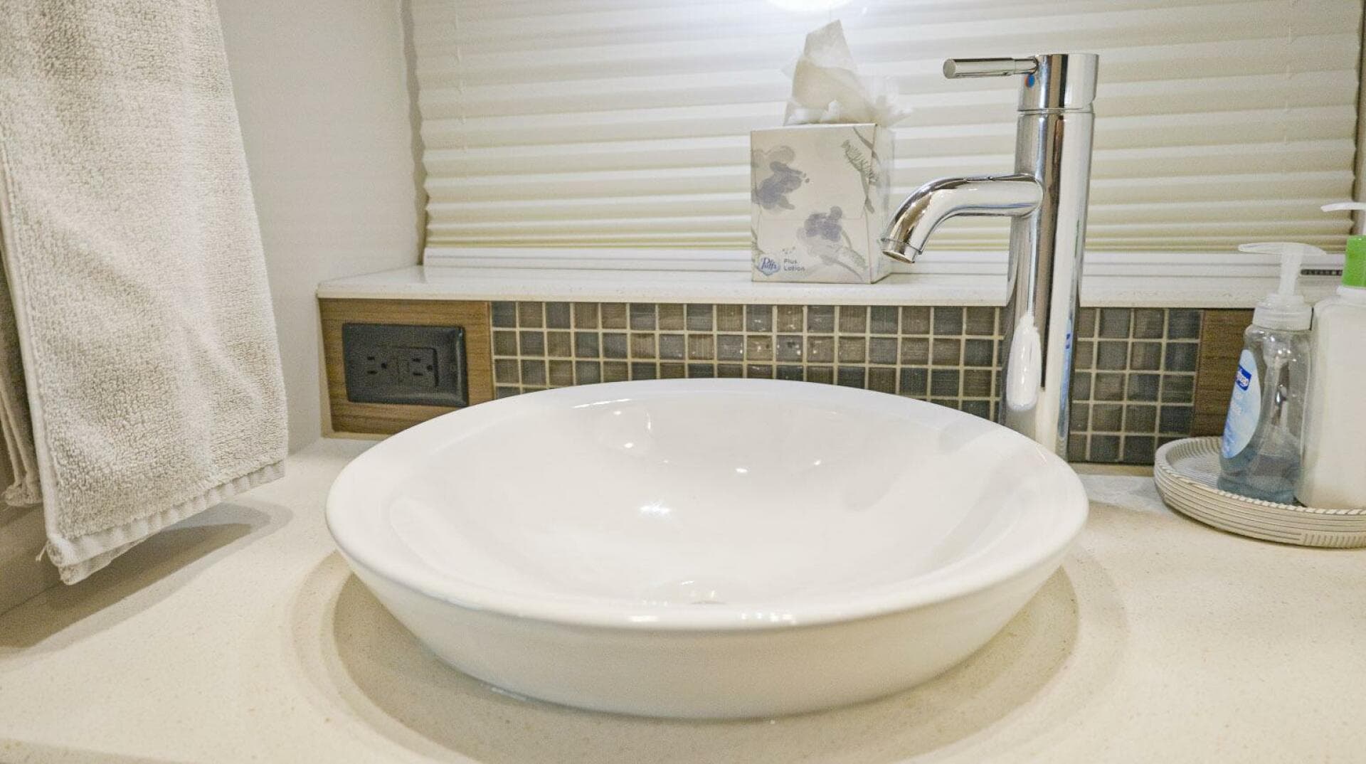 2014 Cruisers Yachts 45 Cantius