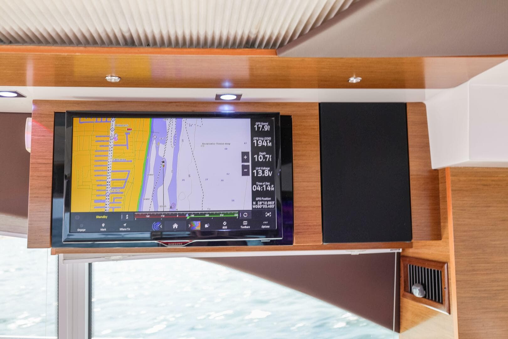 2014 Cruisers Yachts 45 Cantius