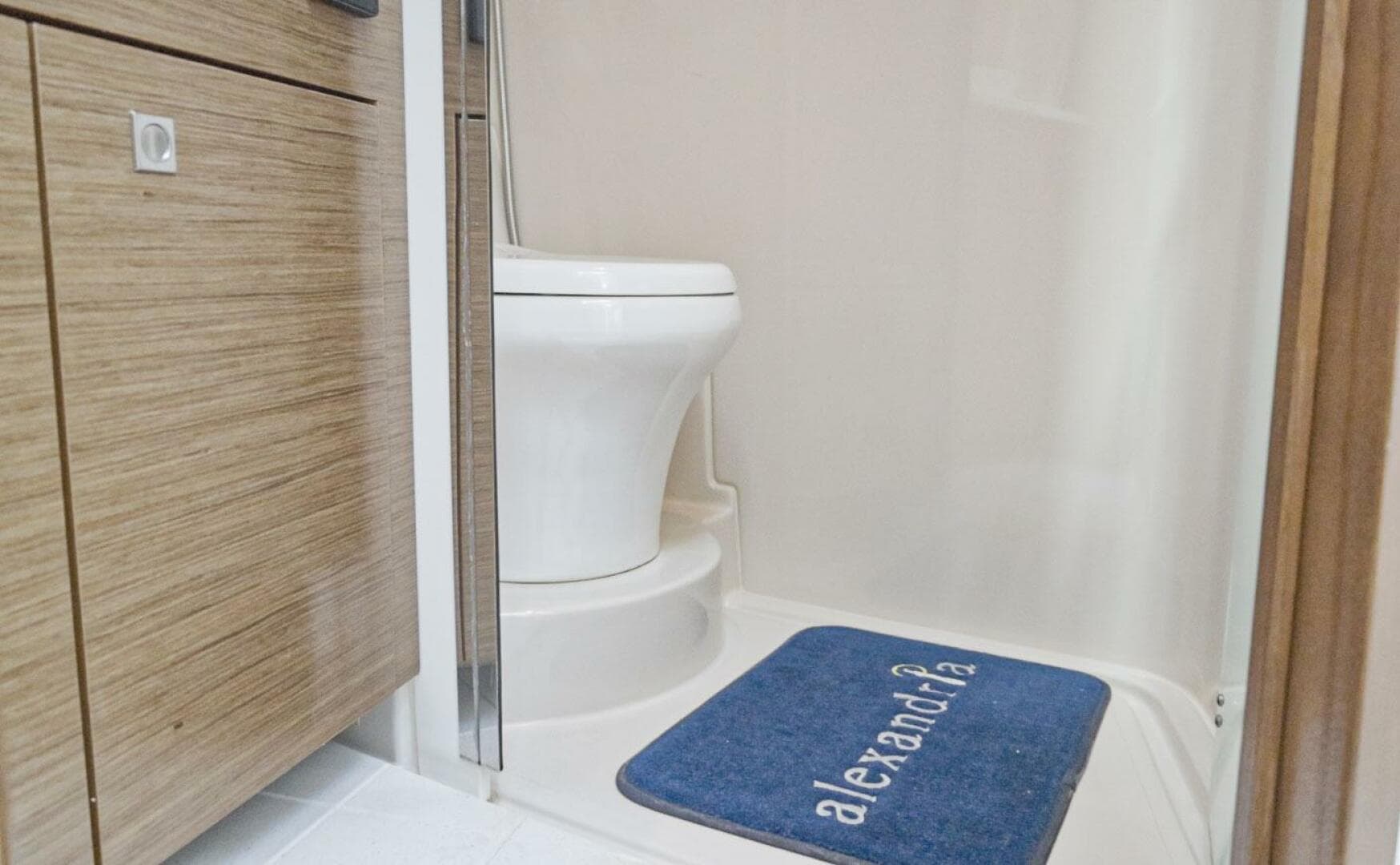 2014 Cruisers Yachts 45 Cantius