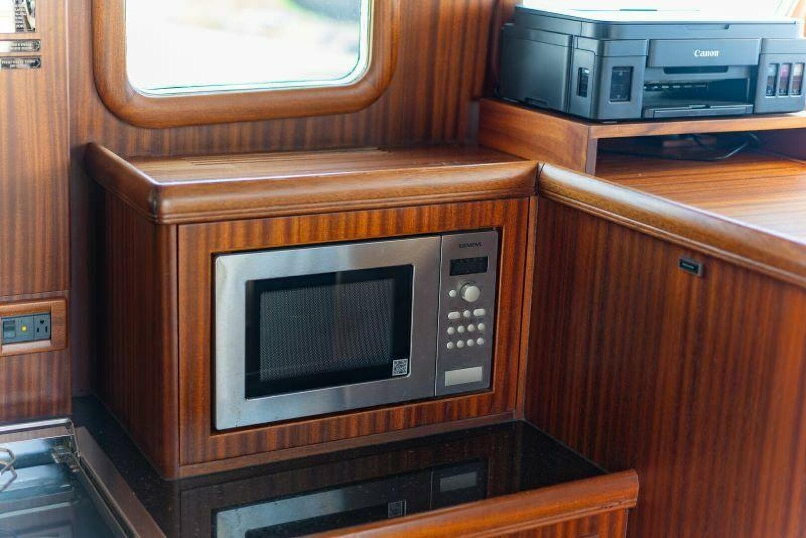 2019 Selene 42 Voyager Sedan