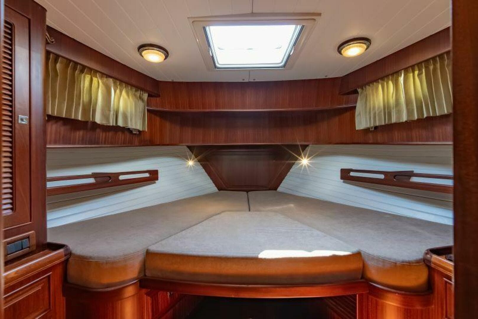 2019 Selene 42 Voyager Sedan