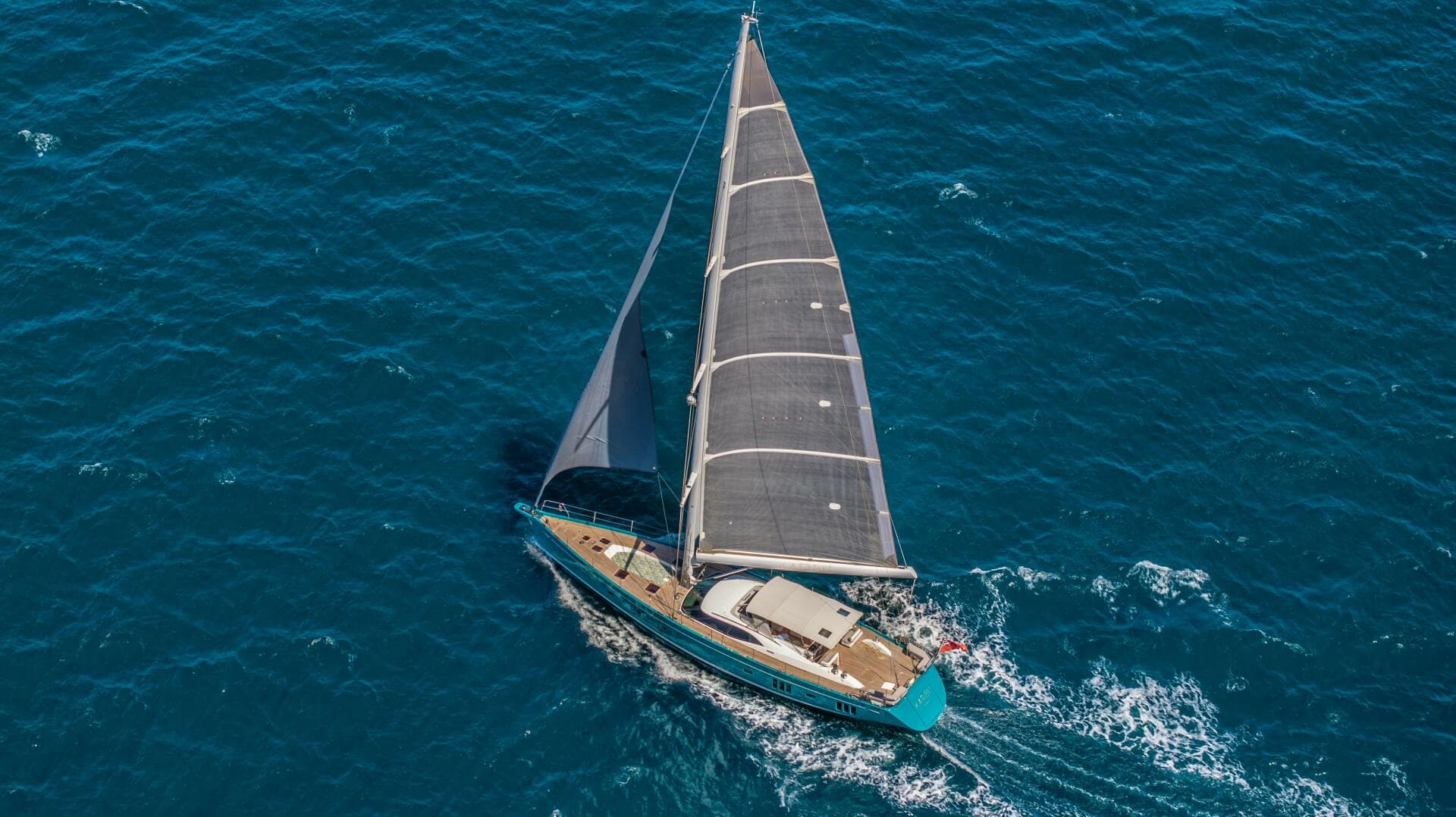 2013 Oyster Yachts Oyster 885