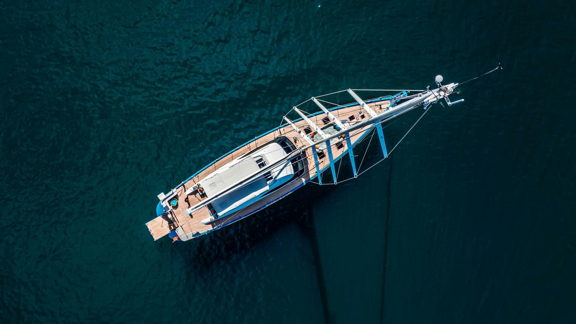 2013 Oyster Yachts Oyster 885