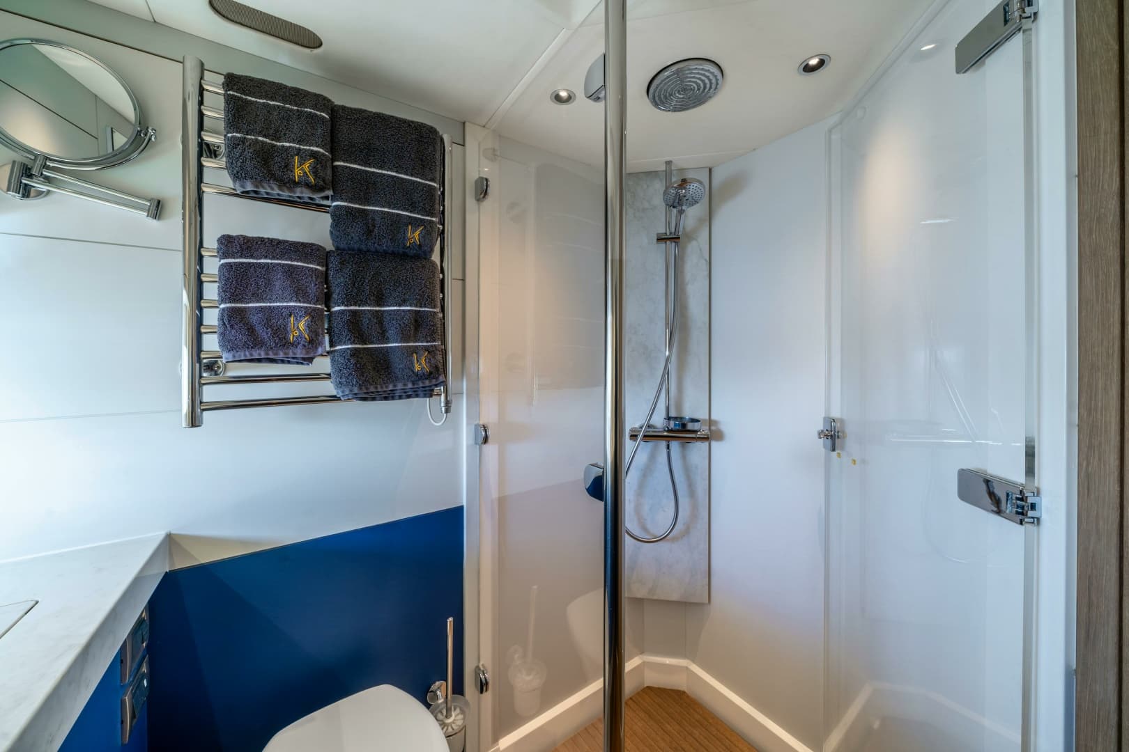 2013 Oyster Yachts Oyster 885