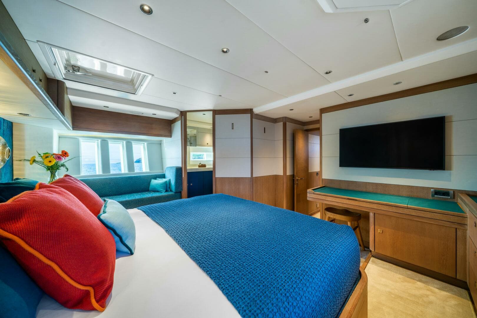 2013 Oyster Yachts Oyster 885