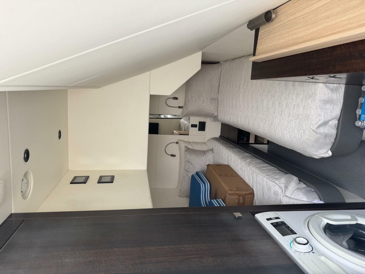 2022 Sunseeker Manhattan 68